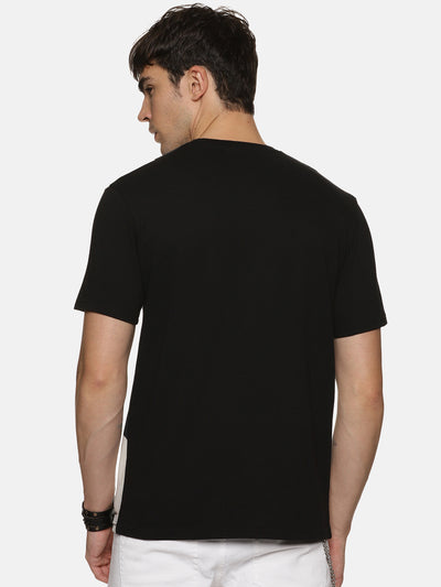 UrGear Graphic Print Men Round Neck Black T-Shirt