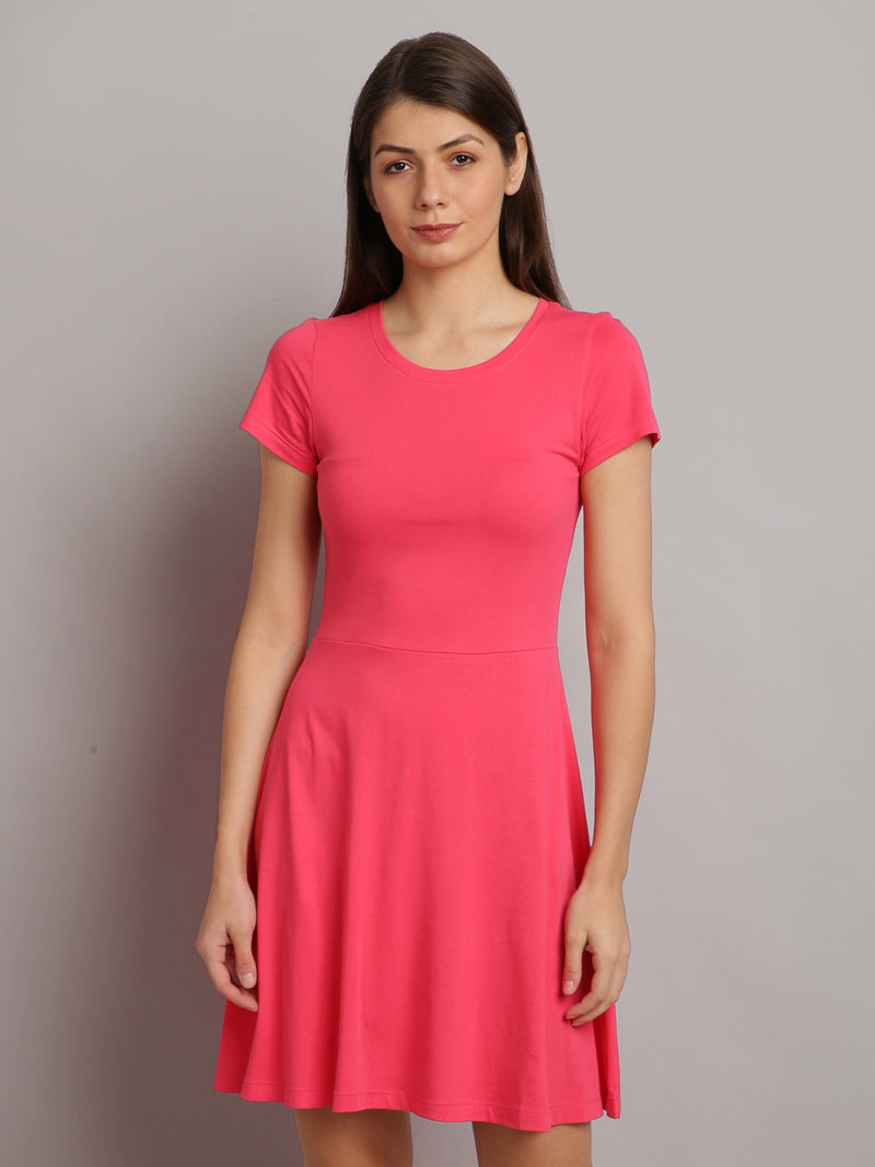 Women Pink Solid Round Neck Dress