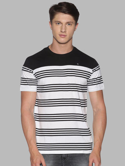 Men Black Striped  Round Neck T-Shirt