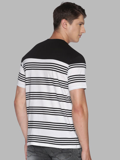 Men Black Striped  Round Neck T-Shirt