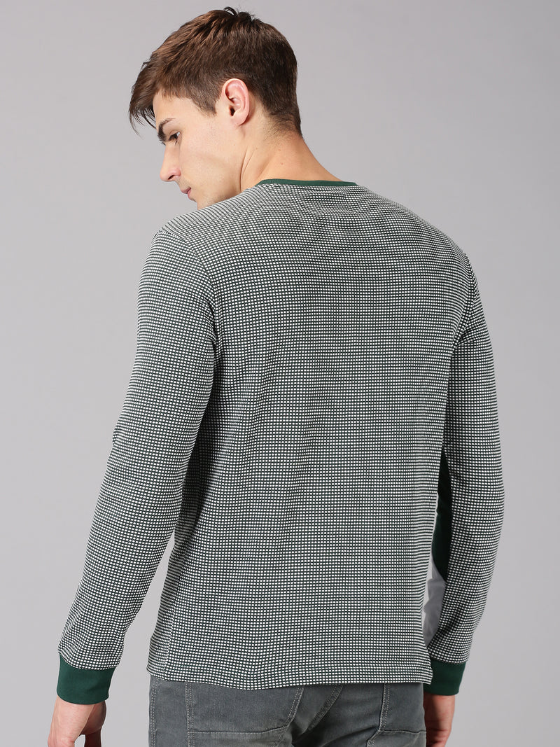Men Green ColorBlock Round Neck Casual T-Shirt