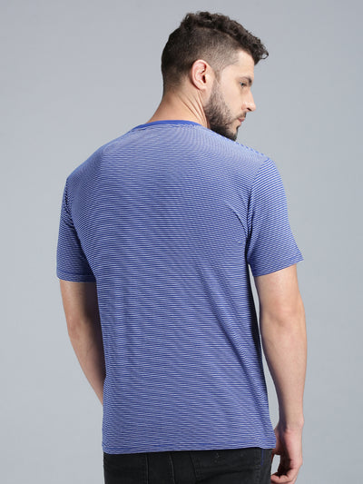 Men Blue Striped Casual  Round Neck T-Shirt
